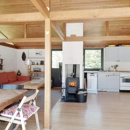 6 Person Holiday In H Jby