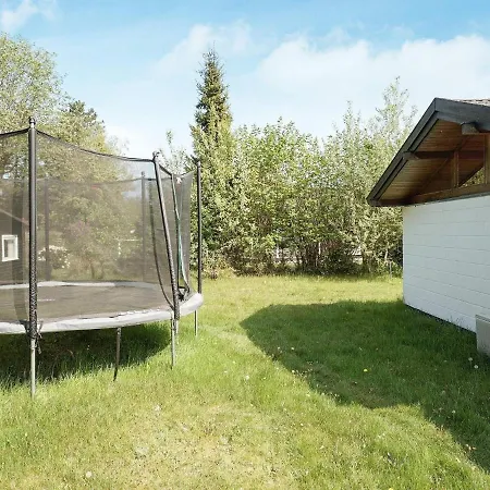 6 Person Holiday In H Jby Højby